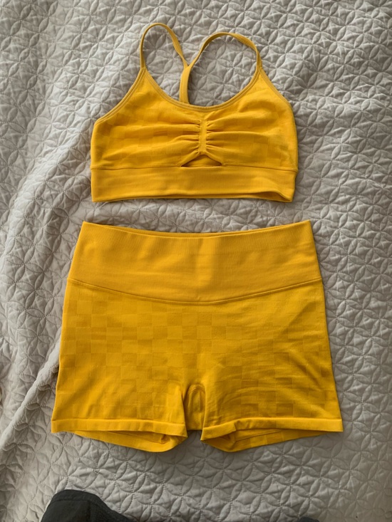 JoyLab Other - High waist Joy lab yellow checker print workout set M-L
